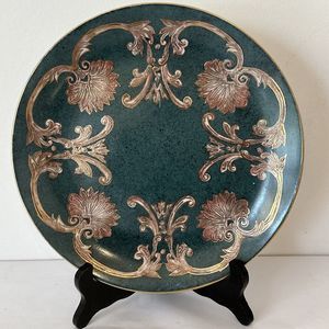 China Porcelain‎ Hand Painted Decorative 10” Plate Green Raised Gold & Vine
